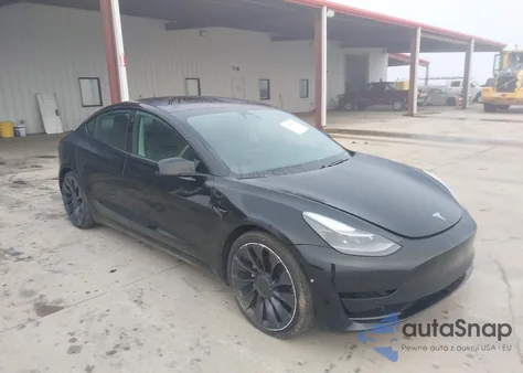 2021 Tesla Model 3 Standard Range Plus Rear-Wheel Drive z USA, uszkodzony, nr VIN 5YJ3E1EA1MF015992